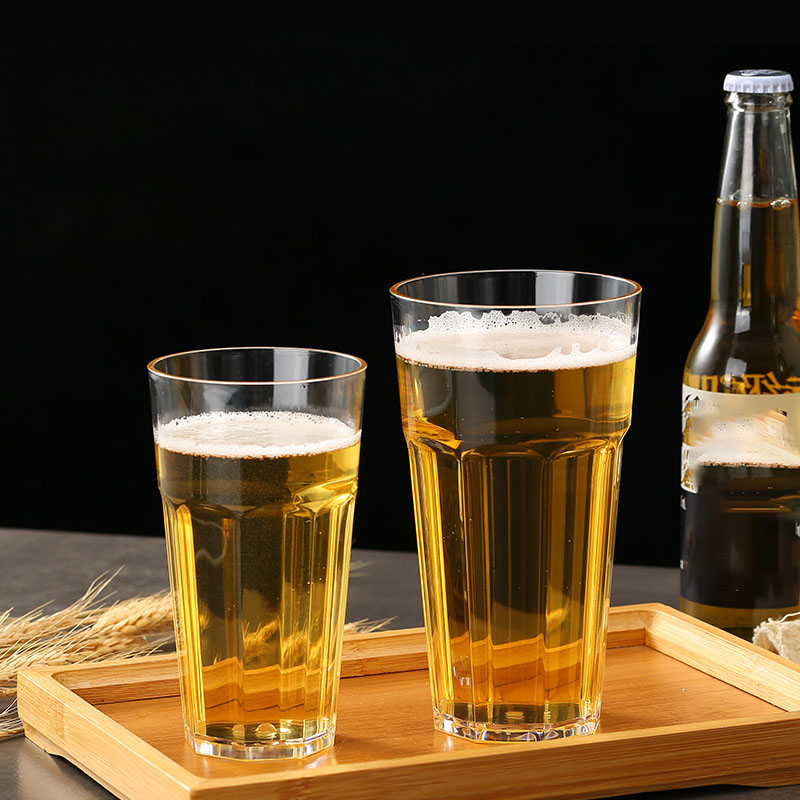 Boccale da birra in plastica a - Wine Beer Restaurant recensione e prezzo