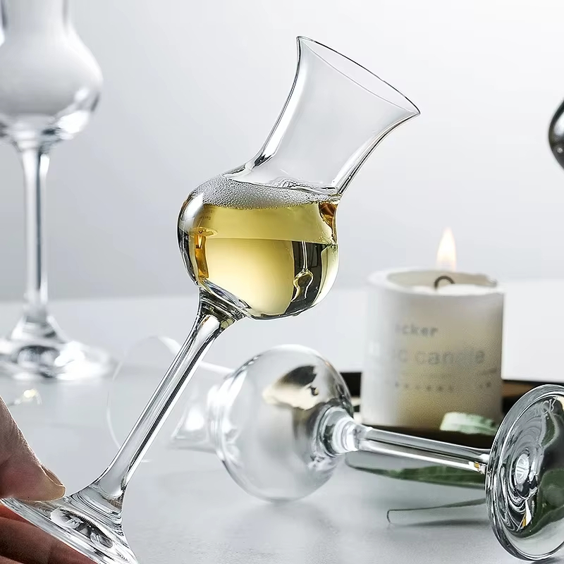 Bicchiere da vino in cristallo - Wine Beer Rum recensione e prezzo